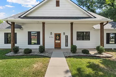 306 Eagle Drive, Eddy, TX 76524 - Photo 3