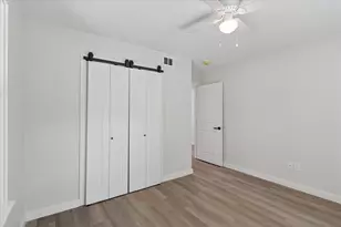 1800 Versailles Rd, Fort Worth, TX 76116 - Photo 33