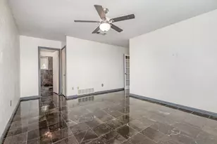 2308 Westwood Dr, Arlington, TX 76012 - Photo 19