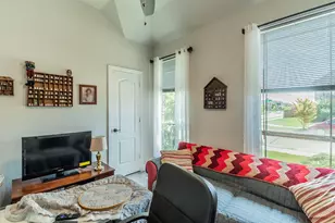 8800 Conroe Dr, Denton, TX 76226 - Photo 7