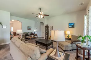 8800 Conroe Dr, Denton, TX 76226 - Photo 11