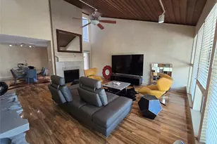 213 Sovereign Ct, Rockwall, TX 75032 - Photo 3