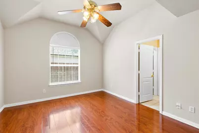 501 W Leland Avenue, McKinney, TX 75069 - Photo 15