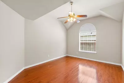 501 W Leland Avenue, McKinney, TX 75069 - Photo 13