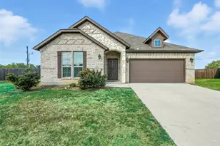1413 Raleigh Path Rd, Denton, TX 76208 - Photo 1