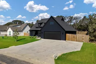 2029 Rattler Wy, Tolar, TX 76476 - Photo 3