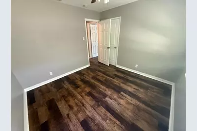 300 S Joyce Street, Lacy Lakeview, TX 76705 - Photo 7