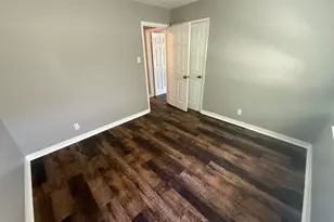 300 S Joyce St, Lacy Lakeview, TX 76705 - Photo 7