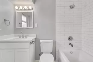 1224 Meadowcrest Dr, Plano, TX 75075 - Photo 9