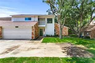 1707 Marsh Ln, Carrollton, TX 75006 - Photo 1