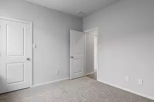 140 Trinity St, Grandview, TX 76050 - Photo 27