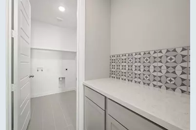 8620 Treeline Parkway, Justin, TX 76247 - Photo 17