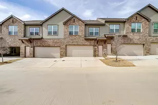 544 Lk Pt Dr, Weatherford, TX 76087 - Photo 1