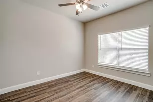 544 Lk Pt Dr, Weatherford, TX 76087 - Photo 31