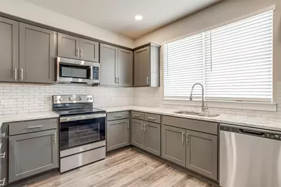 544 Lake Point Drive, Weatherford, TX 76087 - Photo 13