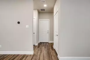 544 Lk Pt Dr, Weatherford, TX 76087 - Photo 5