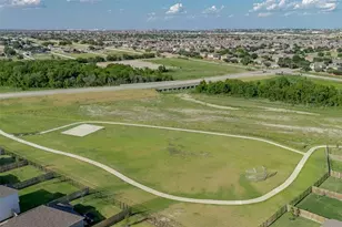 9936 Voyager Ln, Fort Worth, TX 76131 - Photo 35