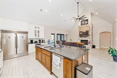 208 County Road 4393, Decatur, TX 76234 - Photo 5