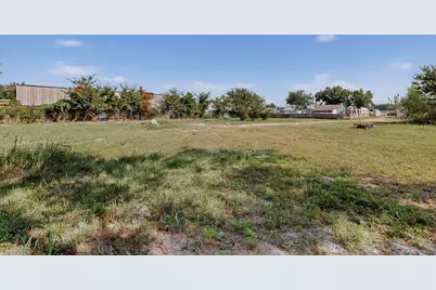 10718 C F Hawn Freeway, Dallas, TX 75217 - Photo 3