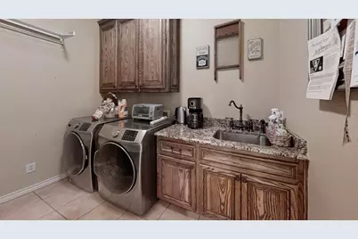 3722 Cove Timber Avenue, Granbury, TX 76049 - Photo 23