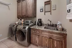 3722 Cove Timber Ave, Granbury, TX 76049 - Photo 23