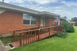 105 E North St, Aubrey, TX 76227 - Photo 5