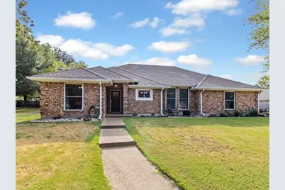 418 Peachtree Street, Fairfield, TX 75840 - Photo 1