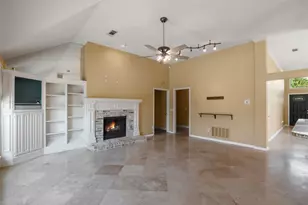 622 Meadowcrest Dr, Highland Village, TX 75077 - Photo 15
