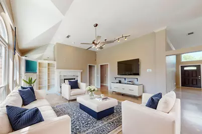 622 Meadowcrest Drive, Highland Village, TX 75077 - Photo 13