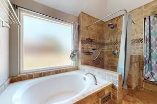 622 Meadowcrest Dr, Highland Village, TX 75077 - Photo 25