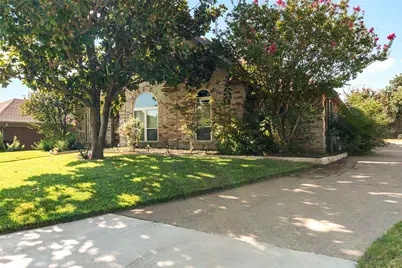 622 Meadowcrest Drive, Highland Village, TX 75077 - Photo 3