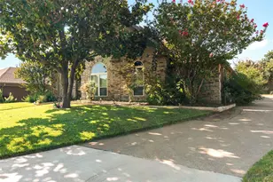 622 Meadowcrest Dr, Highland Village, TX 75077 - Photo 3