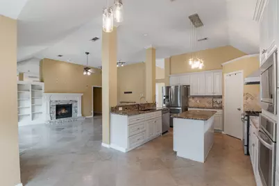 622 Meadowcrest Drive, Highland Village, TX 75077 - Photo 17