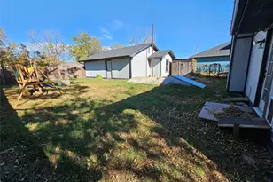 412 Main St, Pottsboro, TX 75076 - Photo 25