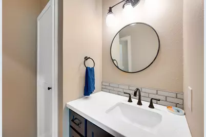 341 Private Road 44005, Blossom, TX 75416 - Photo 25