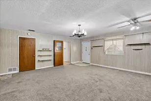 1207 Royal Dr, Kaufman, TX 75142 - Photo 7