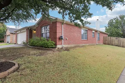 8400 Minturn Drive, Fort Worth, TX 76131 - Photo 3