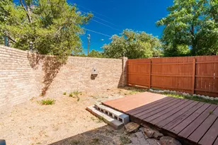 7450 Holly Hill Dr, Dallas, TX 75231 - Photo 29