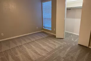 7450 Holly Hill Dr, Dallas, TX 75231 - Photo 23