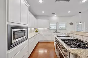 2435 Cobler Rd, Collinsville, TX 76233 - Photo 13