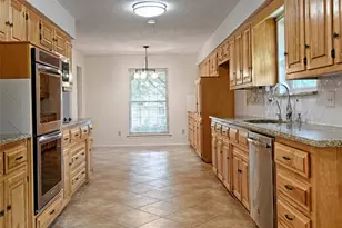 24 Mullaney St, Greenville, TX 75402 - Photo 15