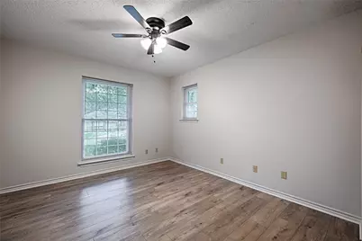 24 Mullaney Street, Greenville, TX 75402 - Photo 29