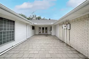 24 Mullaney St, Greenville, TX 75402 - Photo 37