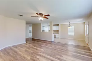 1913 Elk Lake Tr, Fort Worth, TX 76247 - Photo 3