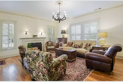 311 E Marvin Avenue, Waxahachie, TX 75165 - Photo 7