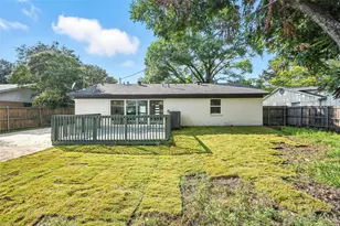 6912 Town N Dr, Dallas, TX 75231 - Photo 33