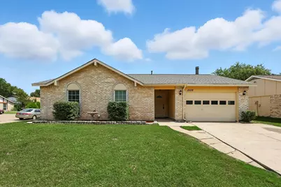 2106 Sheriff Drive, Grand Prairie, TX 75051 - Photo 1