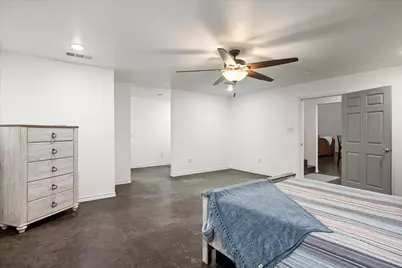 1817 S Morgan Street, Granbury, TX 76048 - Photo 25