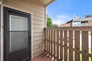 2105 Count Fleet Dr, Arlington, TX 76011 - Photo 25