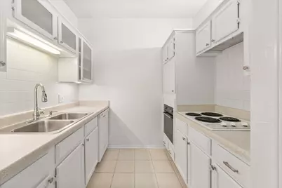 2105 Count Fleet Drive #202, Arlington, TX 76011 - Photo 15